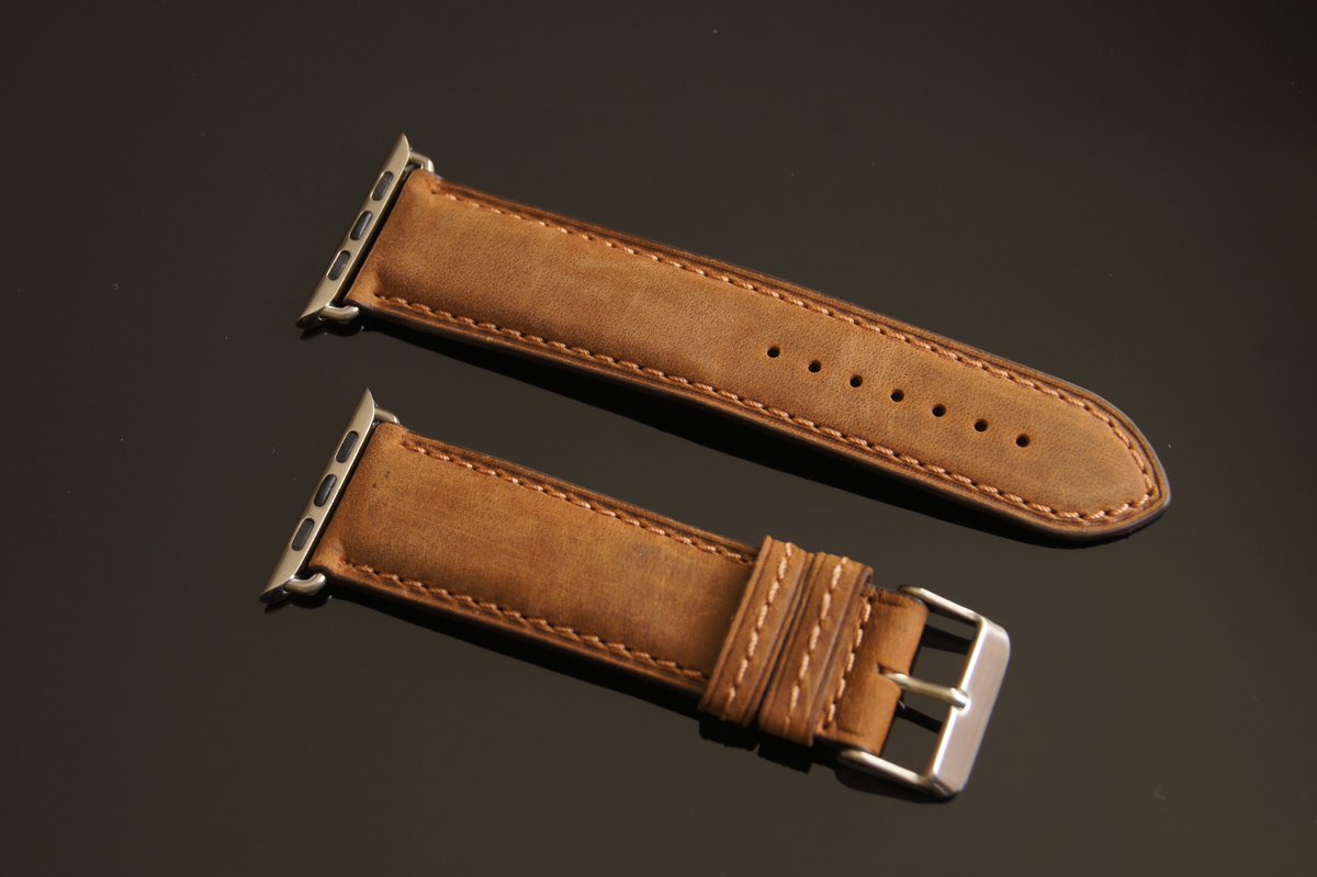 LeatherianH's tweet photo. Apple Watch Band | CRAZY HORSE #PersonalizedGifts #ForHim #MensLeatherWallet #CheckbookCover
$35.00
➤ https://t.co/nlX0Uie3dh
via @outfy https://t.co/BWKj42KLPd