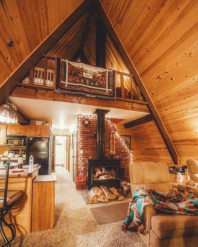 coffee_n_mtns's tweet photo. Cozy cabin vibes https://t.co/HkhmQ38PSI
