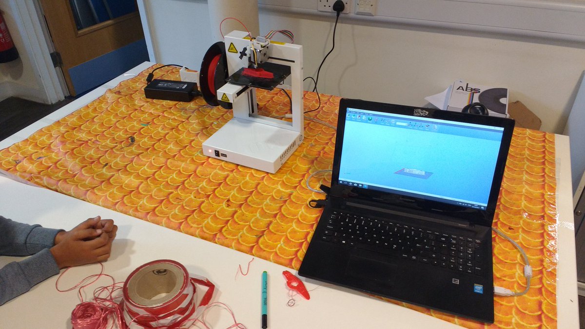STEMSoc's tweet photo. @FunPalaces with #STEMTraveLab doing 3d printing and a mini #CodeClub :)! https://t.co/GuiVL3Ejh3