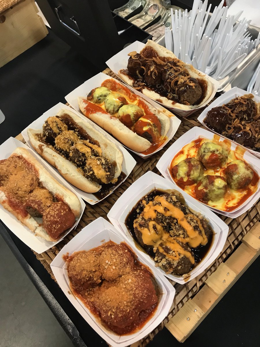 NatureHasFlavor's tweet photo. @NJVegFest #veganpower https://t.co/Ay1jRLVwlZ