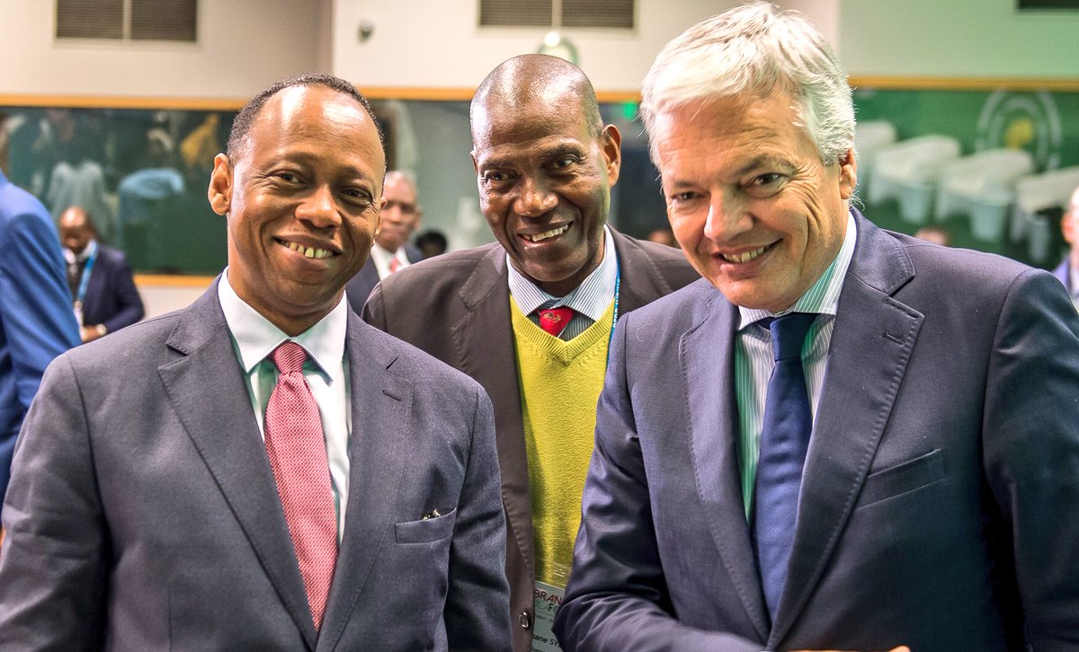Rencontre avec le Premier Ministre de #Guinée 🇬🇳<a href="/MamadyYoula/">Mamady Youla</a> lors du <a href="/RebrandingAF/">Rebranding Africa Forum</a> #Bruxelles #Belgique 🇧🇪