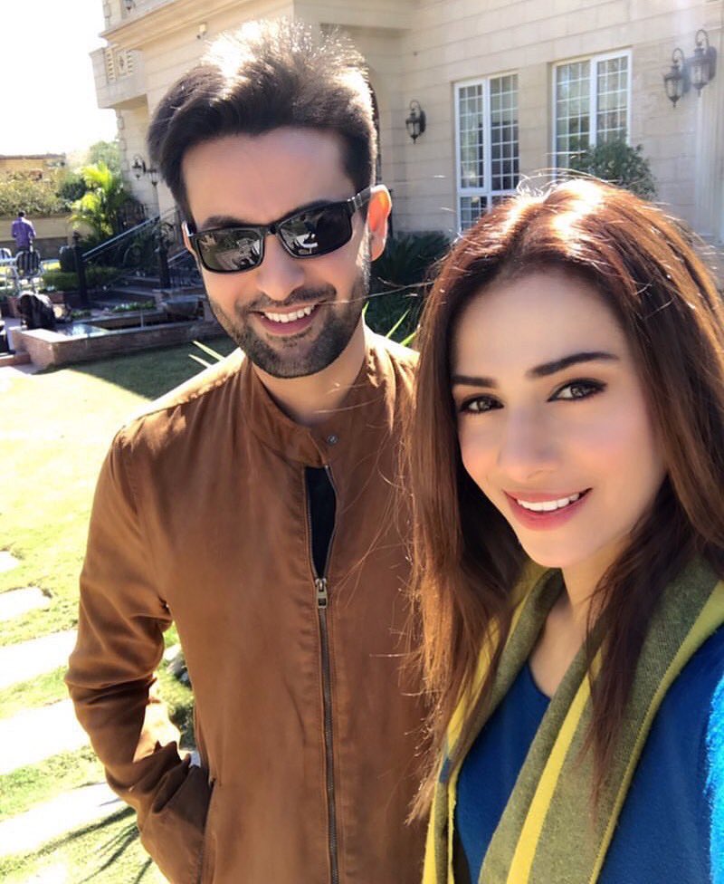 ApnaShowbiz.com on Twitter: "#BTS Affan Waheed and Tooba Siddiqui during  the shoot of #iltija. Watch today's episode 8pm on ARY  https://t.co/LOiWtOvEey… https://t.co/D4N3PMHp4b"