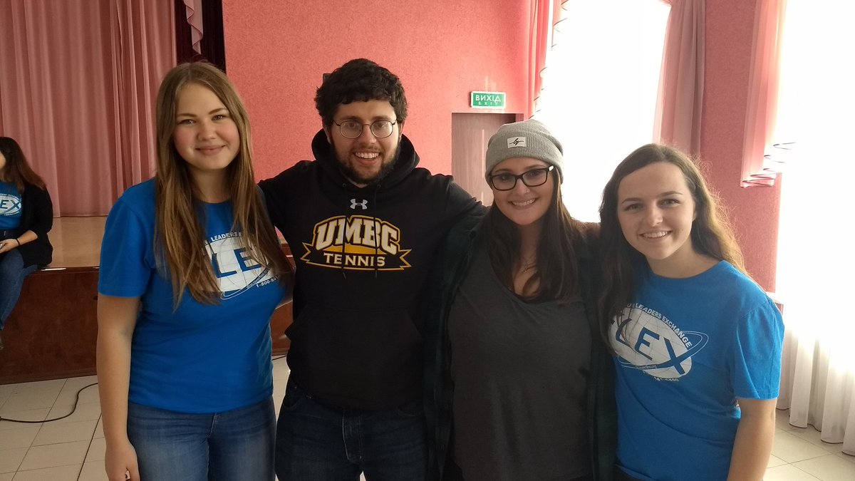 BOintlEd's tweet photo. Thank you to Sumy's school #2 for hosting a huge R1 turnout, to @FLEXAlumni @FulbrightSchlrs Aaron Kennit and @PeaceCorps vols for helping! https://t.co/nqUm0l6ZzY