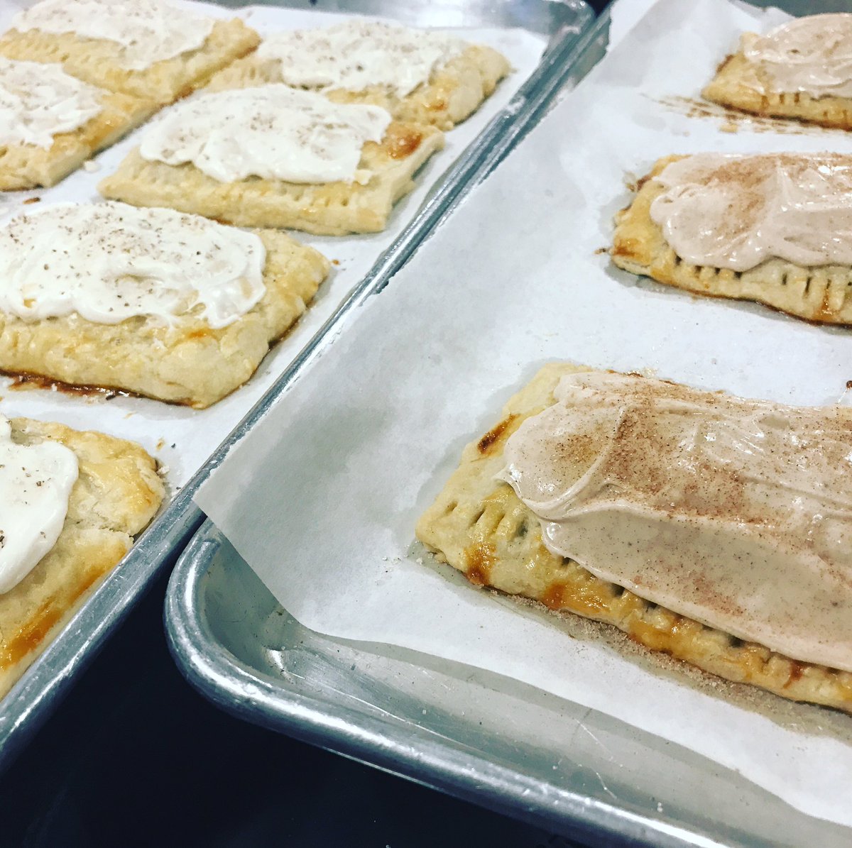 Lune_Chocolat_'s tweet image. Pop tarts today! Hazelnut or pumpkin...