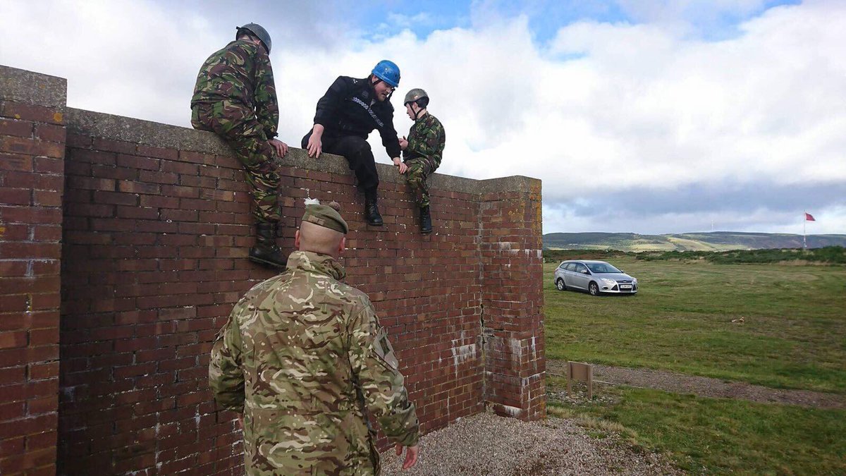 PSOSNorthEast's tweet photo. 33 youths from North of Scotland are undertaking a course run by the Army, Police and Social work. #SpecialsTaskforce #community https://t.co/srLZDgDlHs