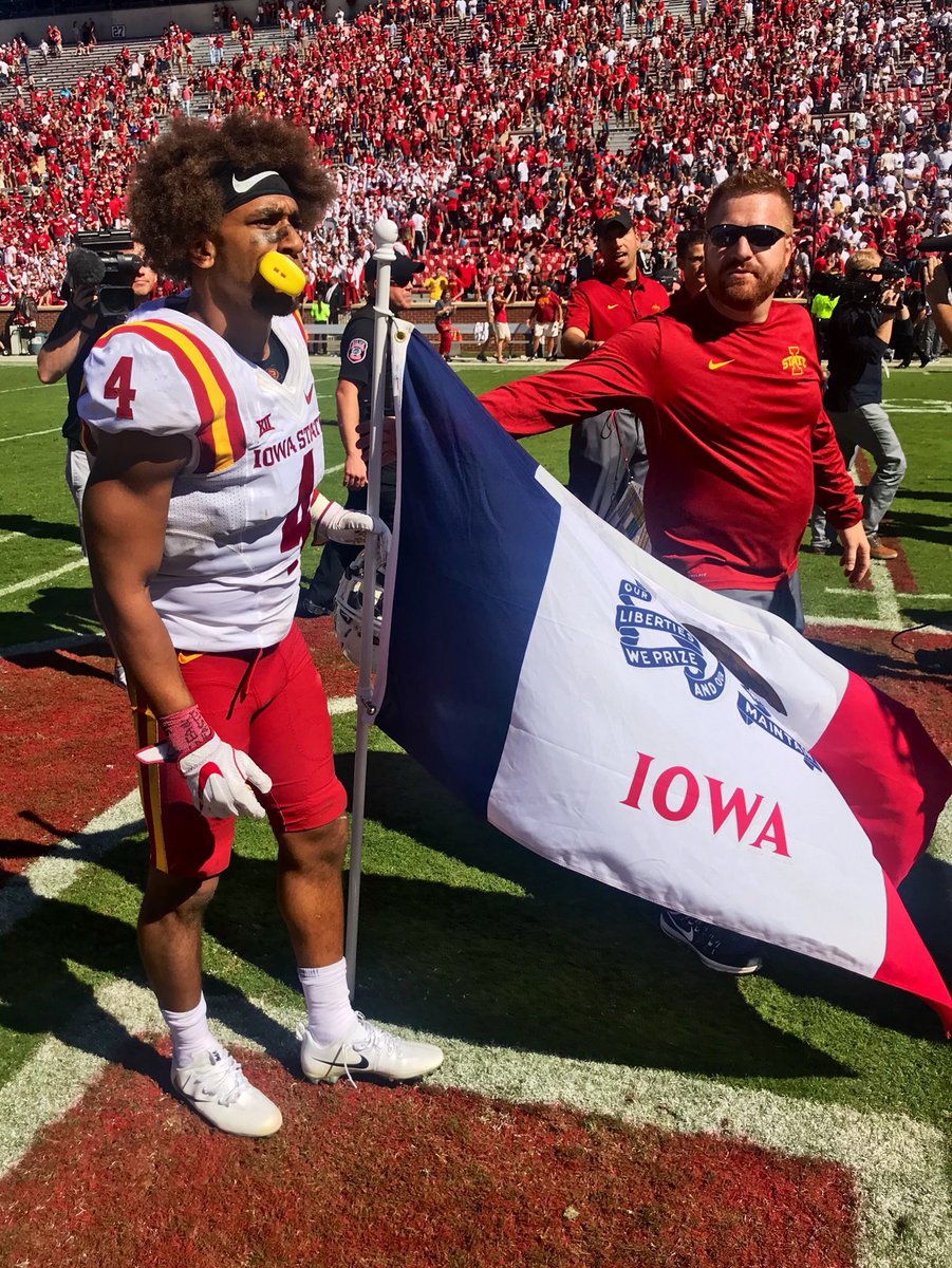 BleacherReport's tweet image. Right back at ya, Baker 😳 (via @OKCYanni)