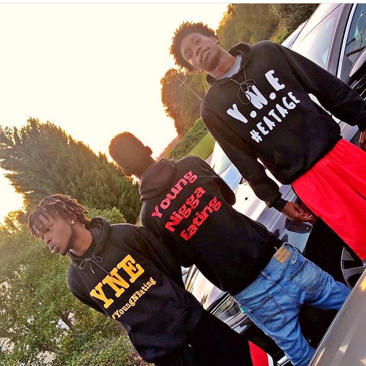 YNE_Da_Real1's tweet photo. Just sum young niggas eating ‼️🍽 https://t.co/Hf4GQrMgNk