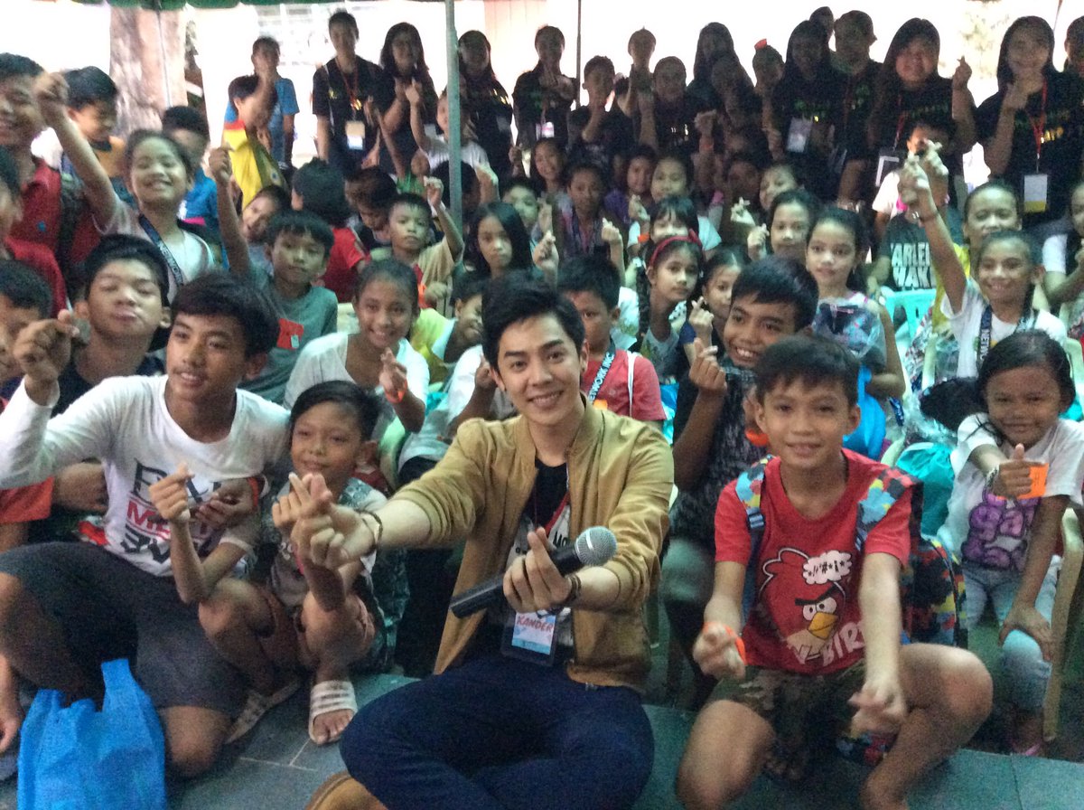 xanderettes's tweet photo. #XanderettesCARE Seeing the kids' smiles is worth everything 🤗 Thank you for the all the support and donations ❤️ God bless you all 🙏😘 https://t.co/ebW9wM6Q4Q