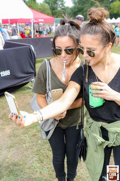 AtlChiliCookOff's tweet photo. THE HEAT IS ON! Friends? ✔️ Tickets? ✔️ Chili? Come get it! The #AtlantaChiliCookOff in Brookhaven starts now: https://t.co/2Sfl79AeNF https://t.co/CEAyl0L39p