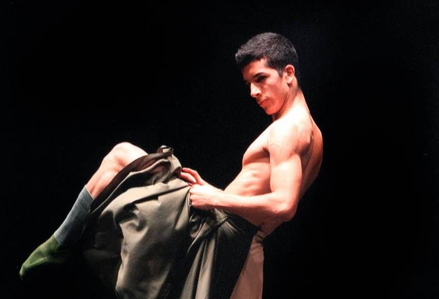cali_seve's tweet photo. #CaliSeVe talentosa: Santiago Rojas, la promesa caleña de la danza contemporánea: https://t.co/qP1hzB7OTL https://t.co/DYBl9IhuMQ
