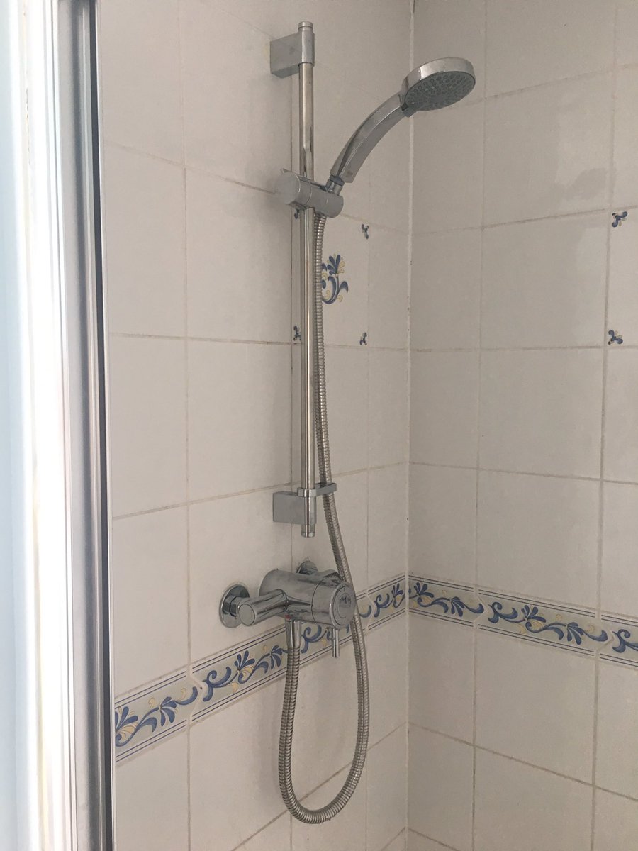 pbplumber's tweet photo. What's the best thing about fitting a shower? Not having to get your drill out the van👊🏽
That's me done for the day happy weekend everyone 🍻 https://t.co/rv942x6l3c
