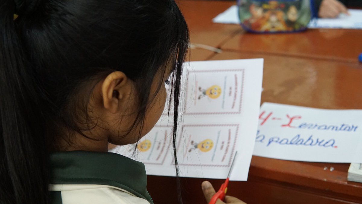 vivavivevalores's tweet photo. Los niños y niñas repartirán los volantes que hicieron para concientizar a las personas sobre el ahorro de energía eléctrica #MedioAmbiente https://t.co/Fd5JIXXB4n