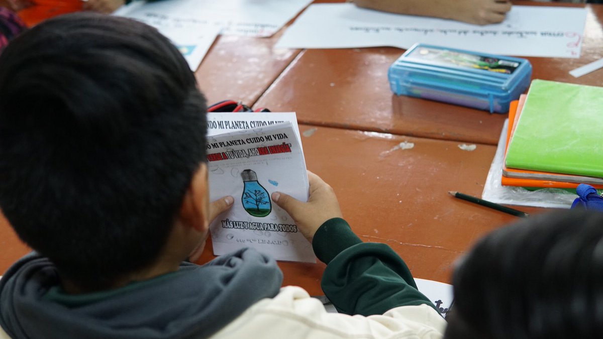 vivavivevalores's tweet photo. Los niños y niñas repartirán los volantes que hicieron para concientizar a las personas sobre el ahorro de energía eléctrica #MedioAmbiente https://t.co/Fd5JIXXB4n
