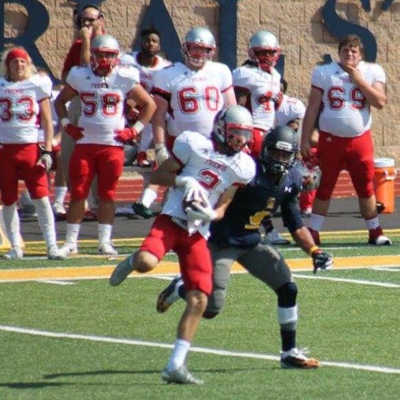 BlakeCrandall's tweet photo. #NewProfilePic give me that!! #gameday #beattheBuilders #wewereneverFriends https://t.co/gBtfhACp3l