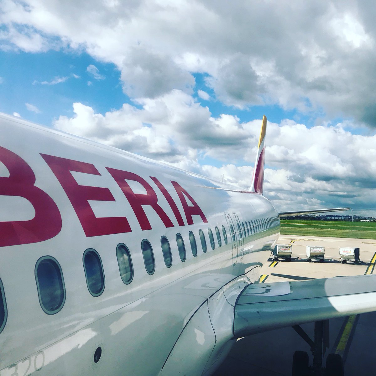 TheForwardCabin's tweet photo. NEW POST: Iberia Business Class Review, Paris to Madrid - https://t.co/8t7ur7uTOx https://t.co/utXYBNegRq