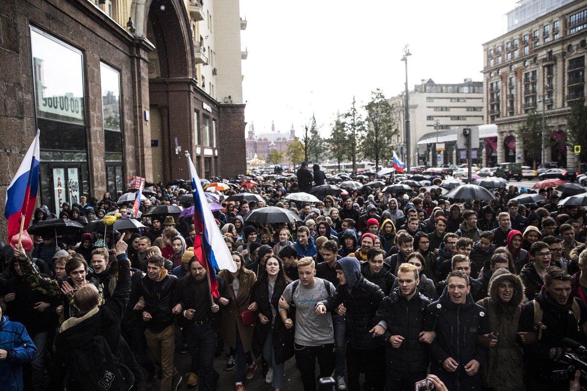 Акция навального полдень