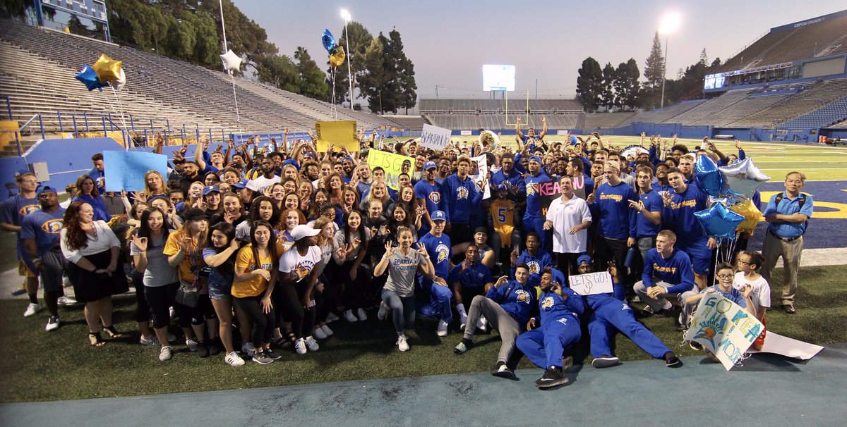 Some incredible moments last night welcoming our newest member to the Spartan Family, Keannu Linnell! Excited for the next 2 years with him👌