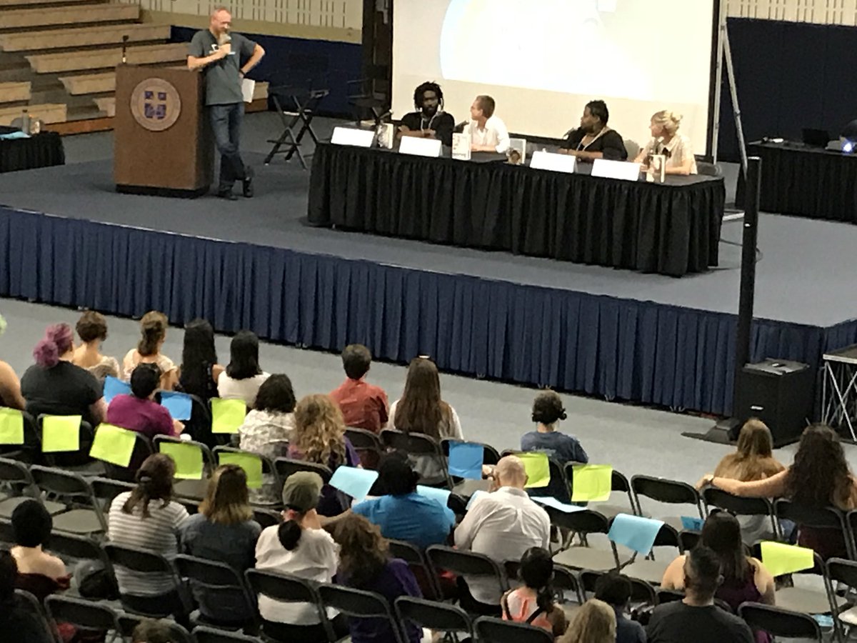 WorkForMandroid's tweet photo. Now hearing from @TillieWalden, @JasonReynolds83, @reneewauthor, and @corriewangbooks #ttbf #alwaysintheback #readeverything https://t.co/rVDKX3FjtD