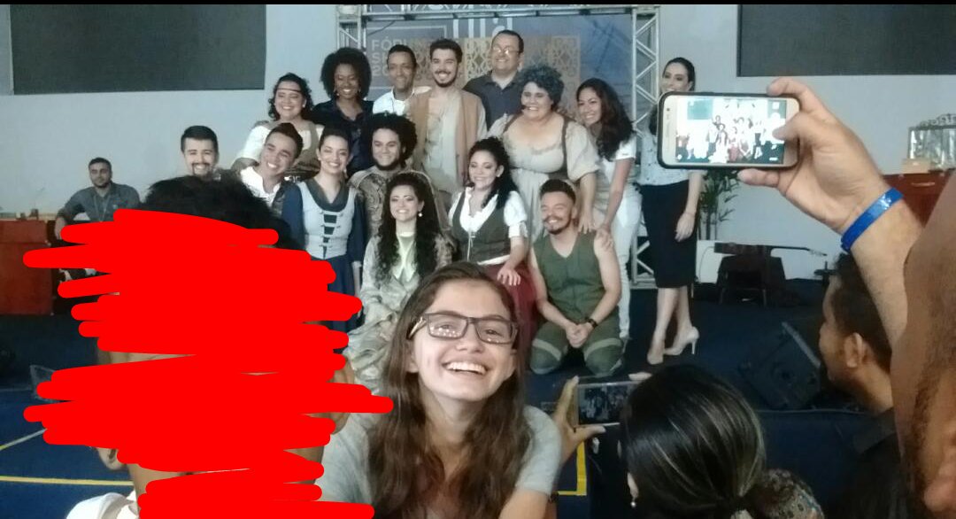 carol_buttowski's tweet photo. @GatoCalypso @ciadeartessh e eu estava lá haha https://t.co/2isglnvqfP