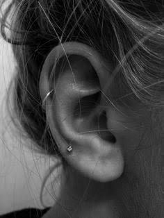 meganelisabethw's tweet photo. The urge to get a cartilage piercing & tiny tattoo is REAL!๐๐
#dontworrymom #toobrokeforthat https://t.co/CmtmWm9lTT
