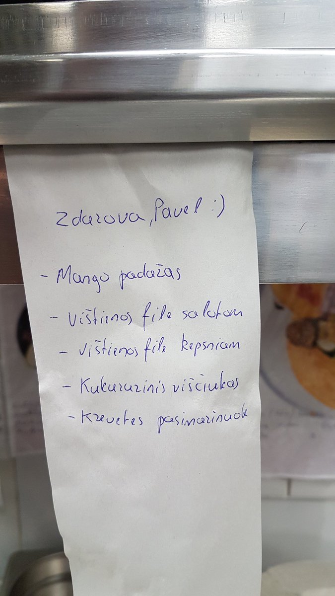 YeschefBlog's tweet image. Miło jeśli ktoś pisze do Ciebie listy nawet jeśli to tylko kolega z pracy😂 #darbosąrašas