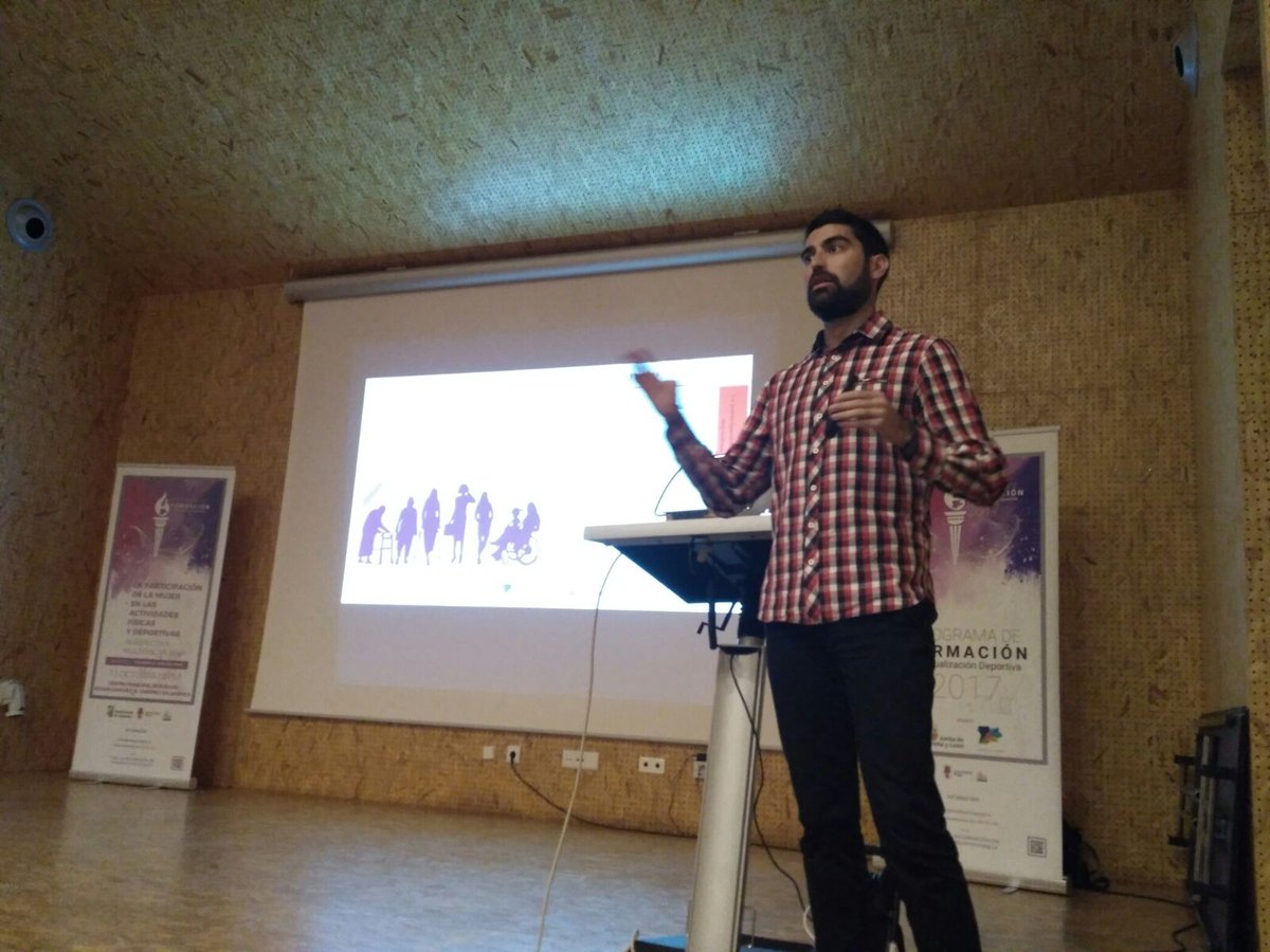 FcafdLeon's tweet photo. Interesante curso "Participación de la #Mujer en #AFyD" @Junta_CyL con @villajg60 #DavidSuarezIglesias @unileon y #BelénTabernero @usal https://t.co/L8RT0ZAMHC