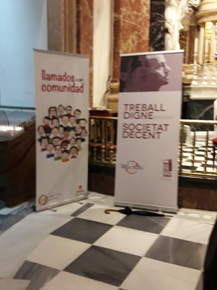 Valencia Cáritas tweet media