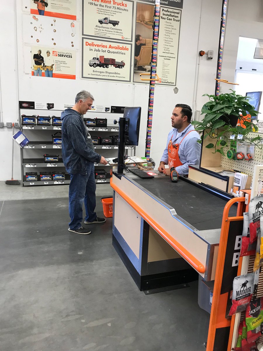 Agustin fighting for his efficiency rate! #fabulous4421