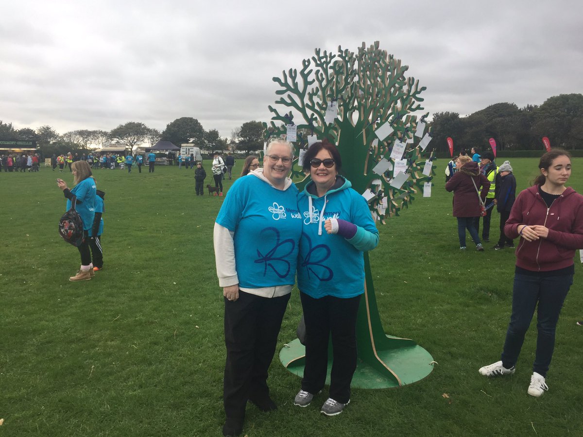 FairrieFairriem's tweet photo. #MemoryWalk2017 https://t.co/Ca79SLkHHO