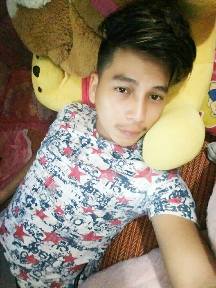 hnzaw1's tweet photo. မင္းကိုခ်စ္ေနတဲ႔အခ်ိန္ငါ့အေပၚအခြင့္ေရးယူပါ မင္းကအျခားတစ္ေယာက္ကိုခ်စ္ေနတဲ႔အခ်ိန္အခြင္အေရးမယူလိုက္ပါနဲ႔မင္းနာက်င္ျပီက်န္ေနခဲ႔မွာစိုးရိမ္လိုပါ https://t.co/oa4y0sTALV