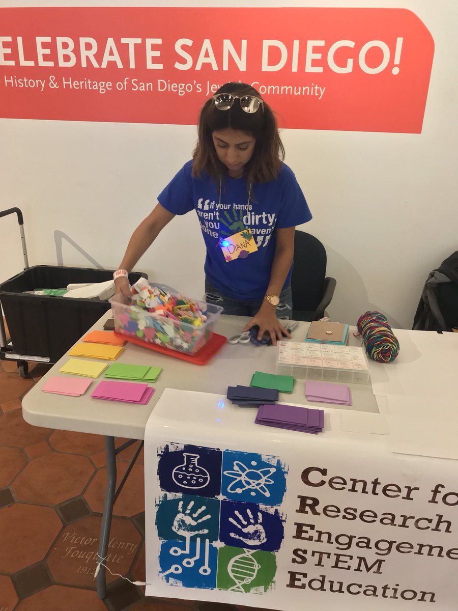 CougarSTEM's tweet photo. CSUSM STEM Amabassadors are  making Digital Bling and Circuit Blocks @MakerFaireSD this weekend! @MakerEdNCSD #MakerFaireSanDiego https://t.co/7moLBErsFa