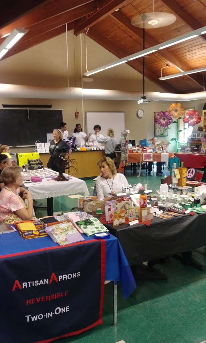 Events_MHS's tweet image. Come on down and have fun at the Gates Mills Enviornmental Centre for the Fall Festival