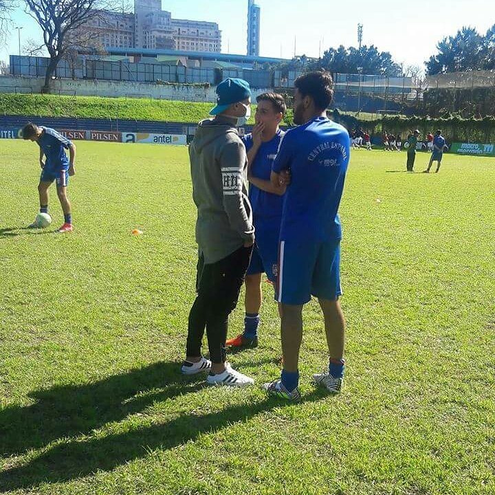 Faaacuu_7's tweet photo. Muy feliz por vos amigo por lucharla dia a dia te quiero hermano vamo arriba!! 💪 https://t.co/i7DjkKoGdq