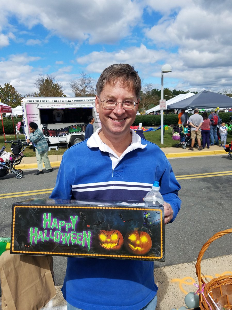 #pumpkin
#pumpkinpie
#pumpkinspice
#reciper
#homemade
#dessert 
#whippedcream 
#yummy
LOOk who has #Recommended  amazon.com/dp/B075M184Z3
