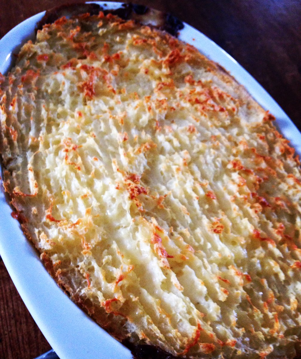 Saturday night Autumnal comforts: Cottage pie! <a href="/McKayButchers/">McKayFamilyButchers</a> #autumnfood #comfortfood #nutritioustreats