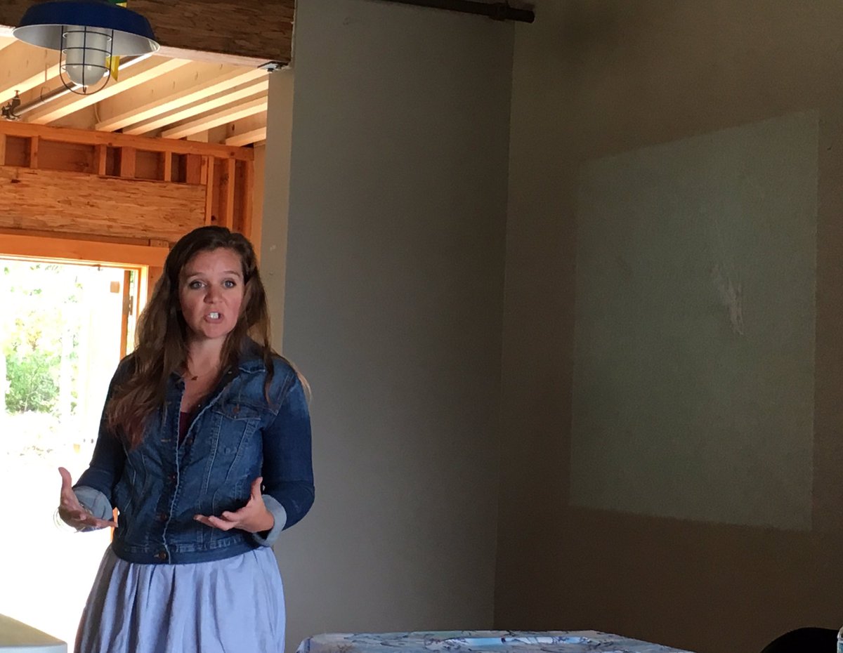 Outstanding talk from Atlantic Shark Conservancy <a href="/A_WhiteShark/">Atlantic White Shark Conservancy</a> on great whites off Cape Cod. Making a comeback. @CapeCodSeaCamps