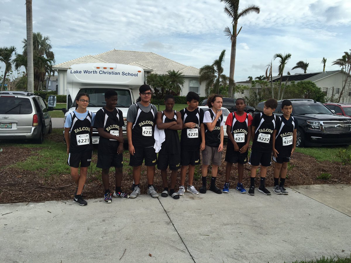 jamesksaunders's tweet photo. @GGM_SOARS GGM Falcons begin their season at Marco Island! https://t.co/9TC0Pqe5Ae