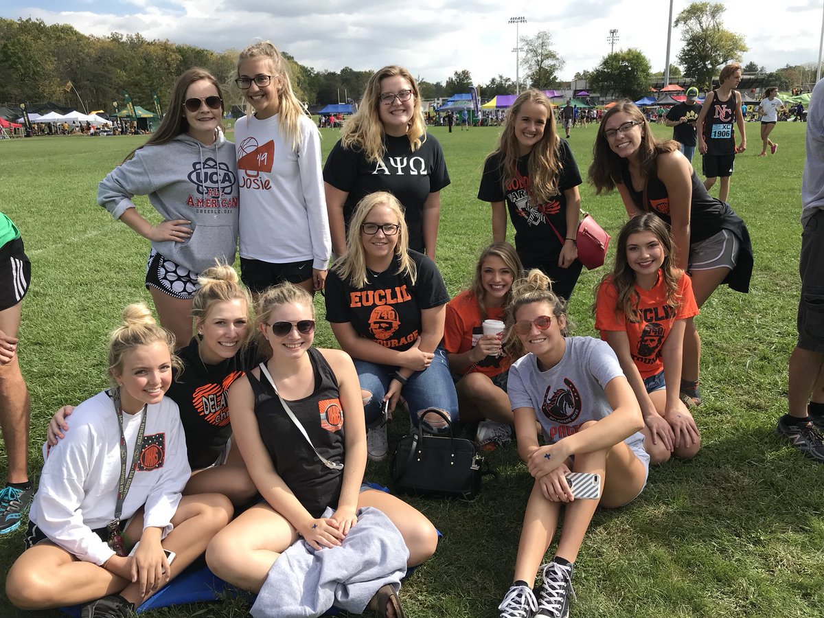 pacerscheer's tweet photo. @hayes_xc @DTownPacers  it’s a great day for a run! Let’s go Pacers! cheerleaders cheering on the Pacers! https://t.co/7no65wlr0j