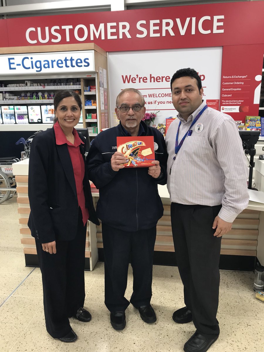 Welldone Samir for Receiving Wow from a Customer on a Busy day 🎊🎉 #Star of the day👏 <a href="/jlingard1989/">James Lingard</a> <a href="/avnindermookar1/">Avi mookar</a> <a href="/CemLaura/">lauraCEMSlough</a> <a href="/CharlieRTesco/">Charlie Rowe</a>