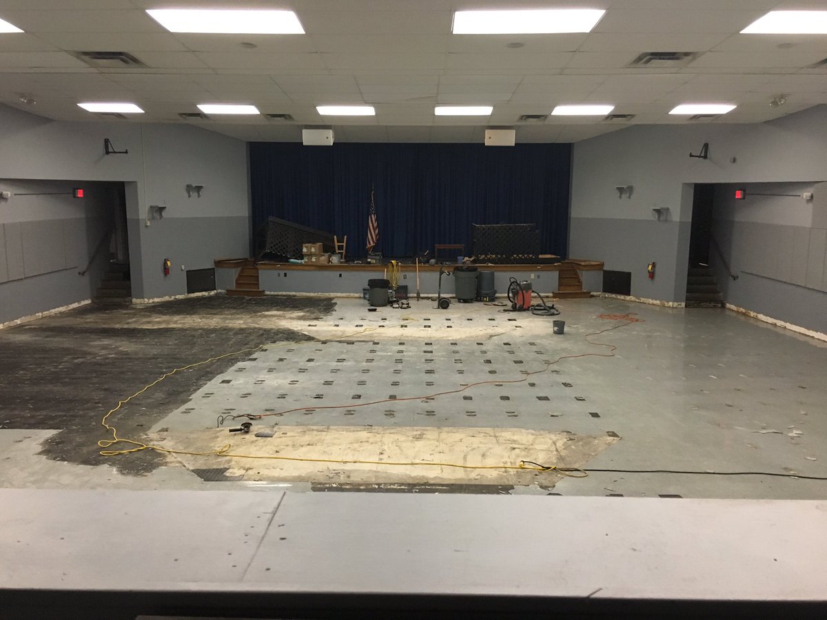debbacus's tweet photo. #theaterreno #GodspellJr #TheShowMustGoOn #rehearsal @RHS_Shells https://t.co/bqBhHmp38y
