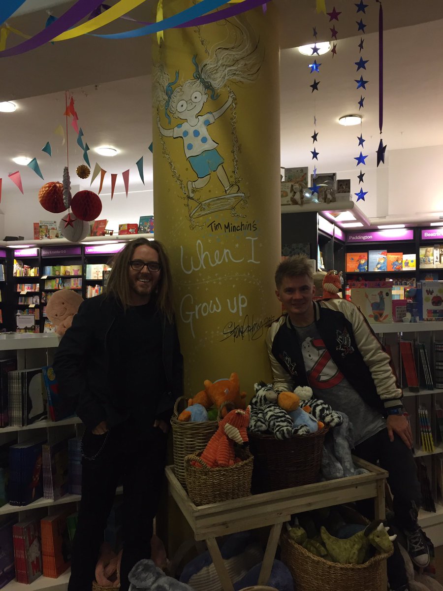 WaterstonesPicc's tweet photo. A Saturday to remember. We've had such fun with @timminchin and @MrSteveAntony today. Thank you for the laughs. Please come again! https://t.co/ohg9omwinK