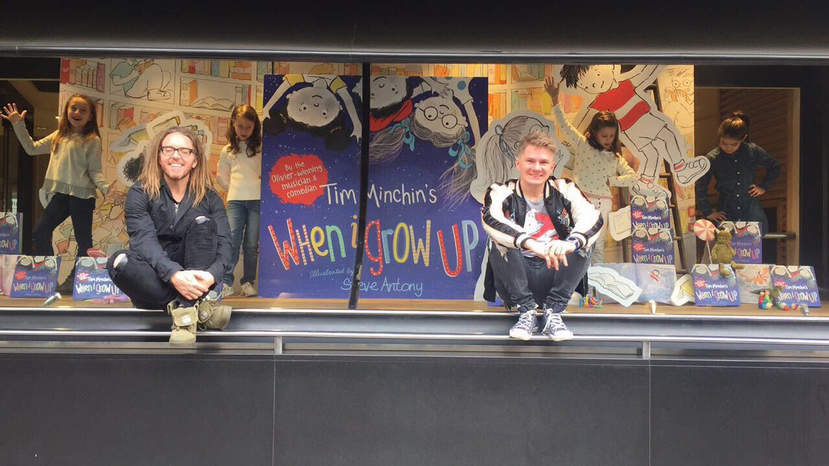 WaterstonesPicc's tweet photo. A Saturday to remember. We've had such fun with @timminchin and @MrSteveAntony today. Thank you for the laughs. Please come again! https://t.co/ohg9omwinK