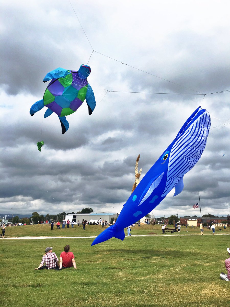 malloryhmorgan's tweet photo. @FieldsSculpture knows how to put on a great event! https://t.co/ejaxJF8Naf