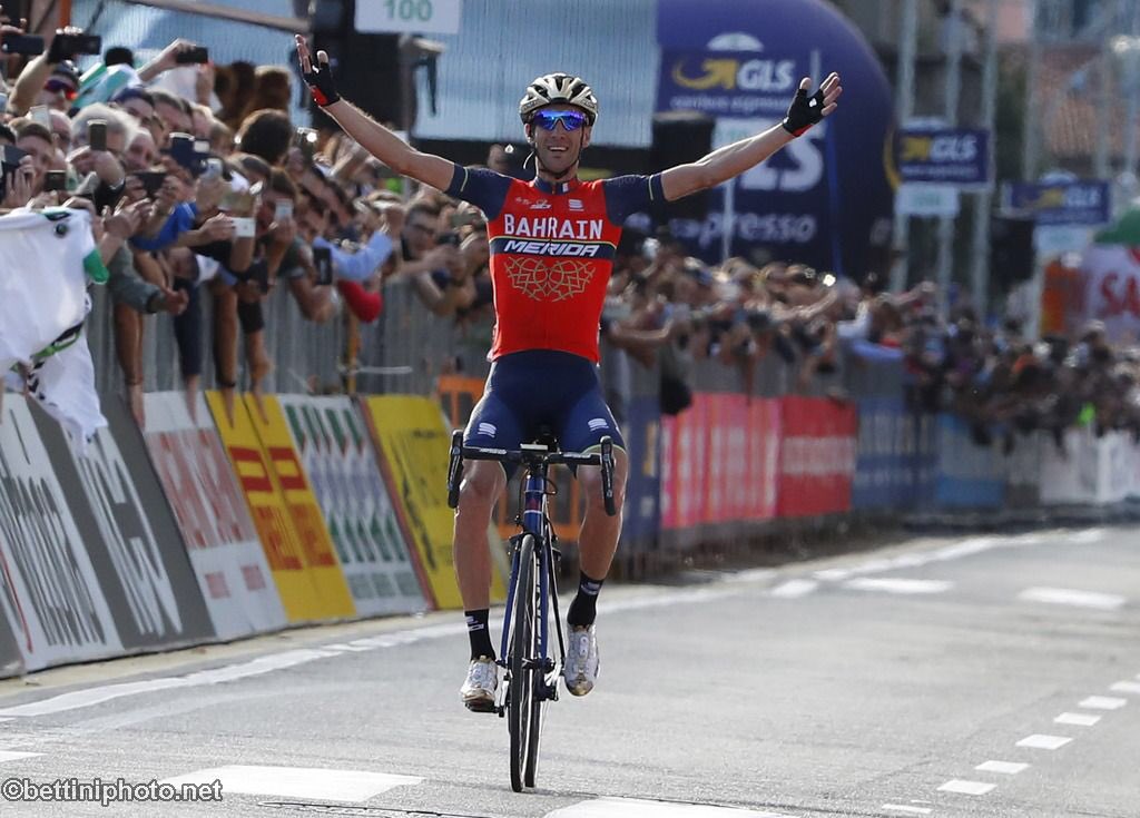 vincenzonibali's tweet image. La giornata perfetta !!! Grazie a tutti per il supporto , fantastico il vostro tifo😁😁🥇🏆🏆