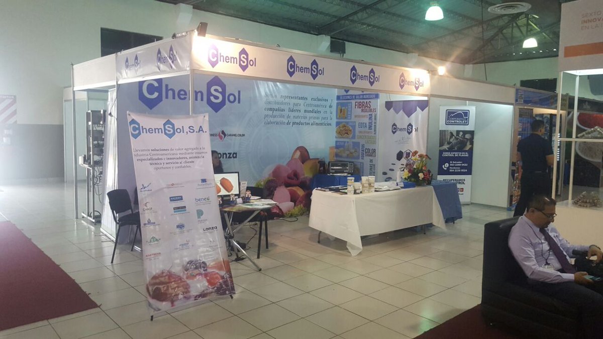 LABproducciones's tweet photo. Todo lo necesario para tu Stand!. Un evento más de LAB Producciones #iluminacion #Diseño #Impresión #Stand #ElSalvador https://t.co/ujn4s9YYQf