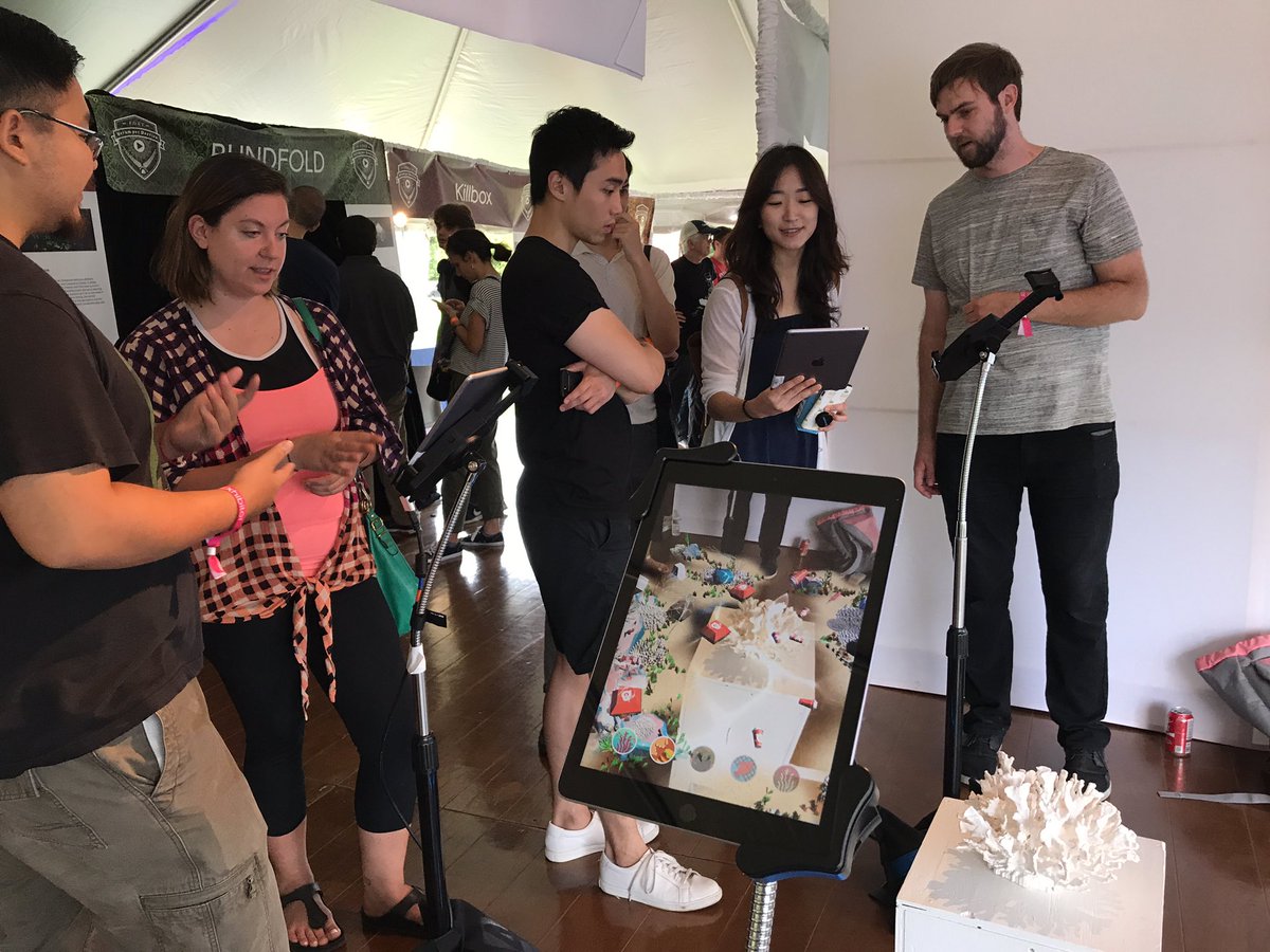 PaperTriangles's tweet photo. Visualizing data related to climate change. Come check it out at @FoSTorg @NatGeo #ar #FoST2017 #fostforgood #papertriangles @thehydrous https://t.co/jz5tuZiWZM