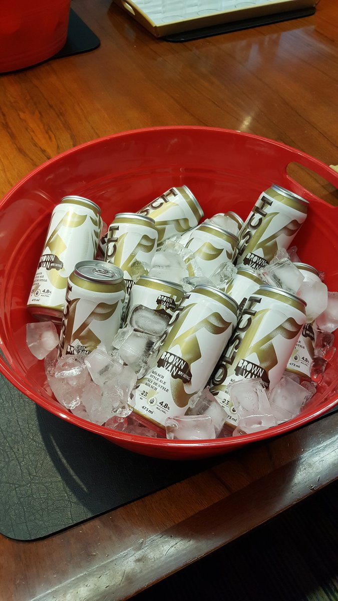 braunovan's tweet photo. Work parties around here are always fun @brownvanbrewing @dominioncitybc @kichesippibeer @BigRigBrewery  @BroadheadBeer @napaneebeer https://t.co/uIXVdnW8MA