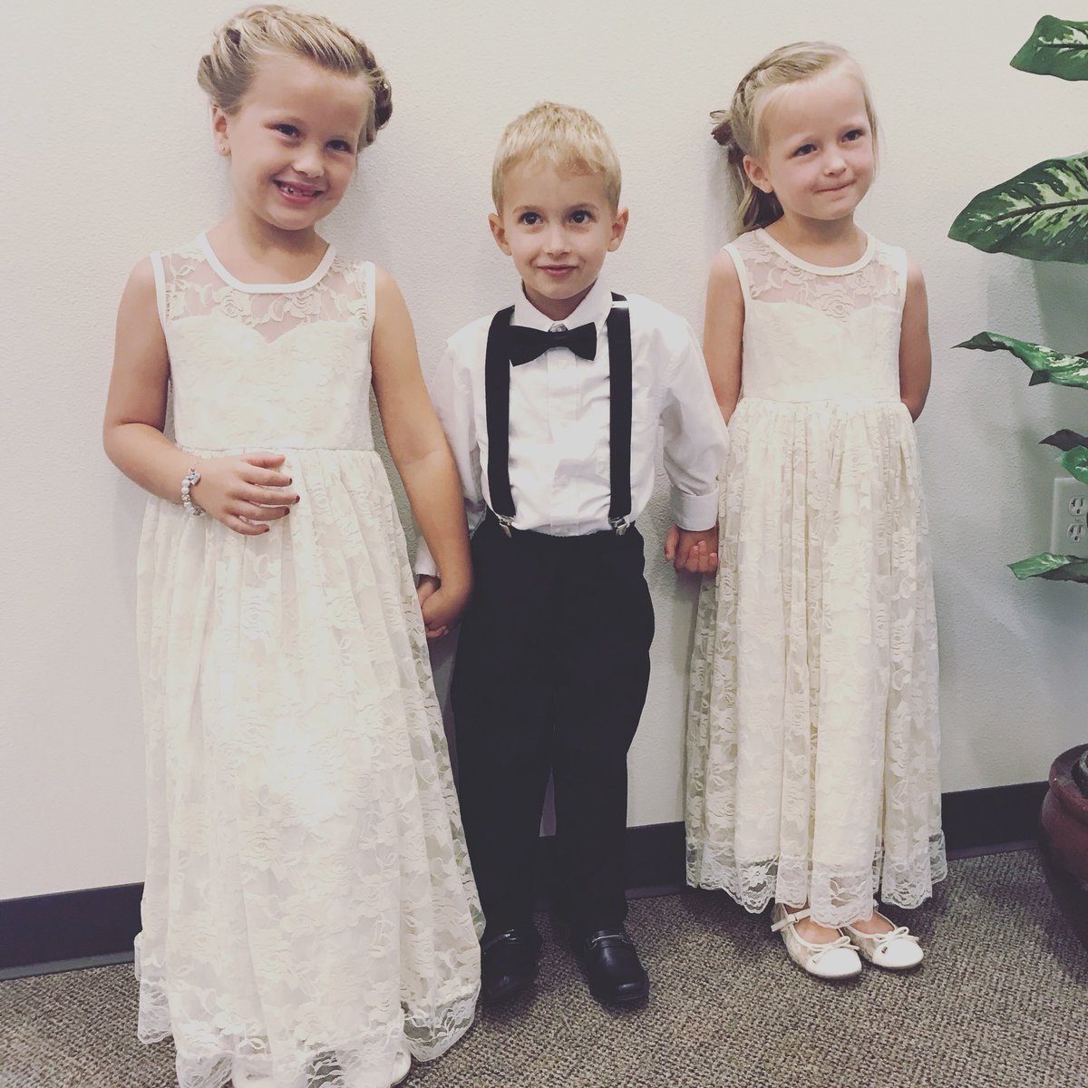 kuch_jr's tweet photo. Can’t be at #riverdeephoco tonight, but I do get the opportunity to hang w Theo and Co at wedding uniting two great people! https://t.co/Y4D9zpwmbd
