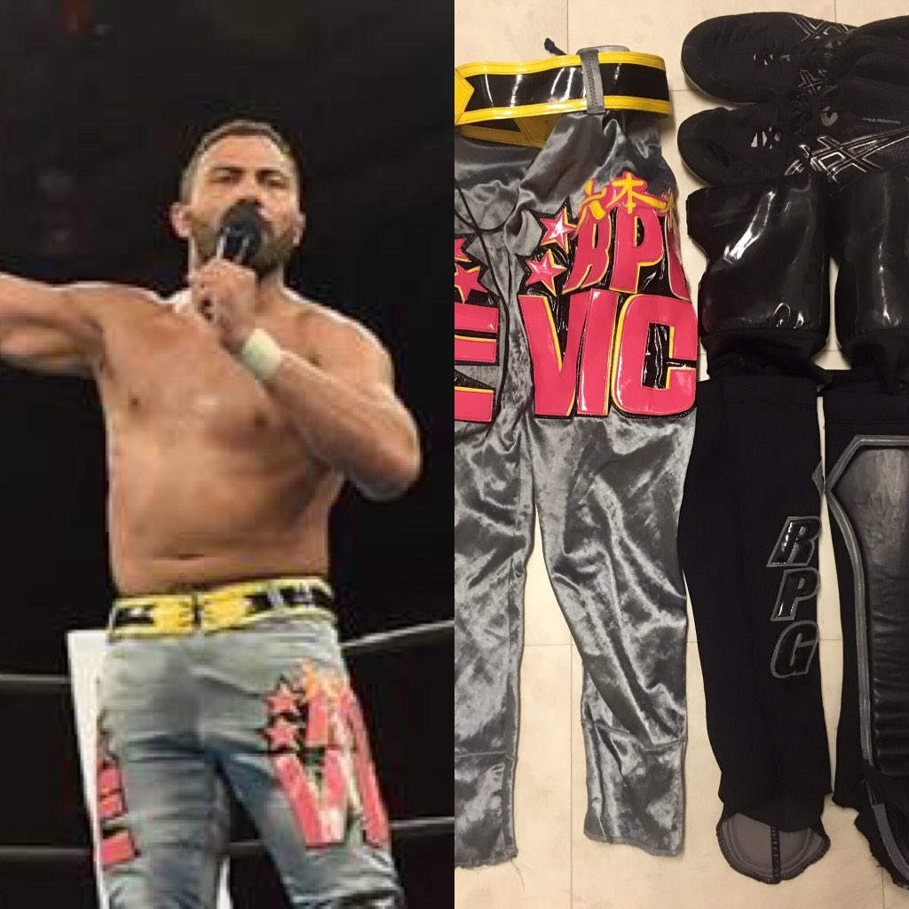 azucarRoc's tweet photo. (PLEASE RT) I am auctioning my costume from G1 Special. RPG Vice vs YB's for UNIDOS por Puerto Rico Disaster relief https://t.co/vXAQwTgxx3 https://t.co/lJjuS1JcBu
