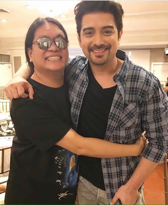 PinaysInShowbiz's tweet photo. Happy Birthday, @allan_d ๐โค๏ธ Wishing you more #HugAHunk moments๐ https://t.co/B3uJRyy3pu